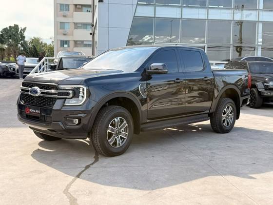 FORD RANGER 3.0 V6 TURBO DIESEL CD XLT 4X4 AUTOMÁTICO FORD RANGER 3.0 V6 TURBO DIESEL CD XLT 4X4 AUTOMÁTICO